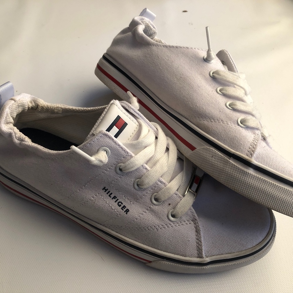 White Tommy Hilfiger Women 7.5